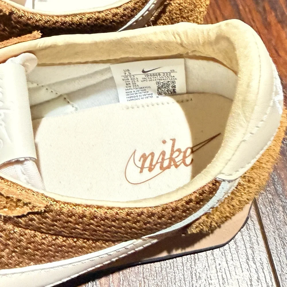 𝐍𝐈𝐊𝐄 LD’s 1000 sneakers men’s 7.5 or women’s 9 in brown - Picture 7 of 9